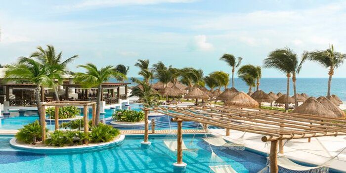 best resorts in Mexico for couples